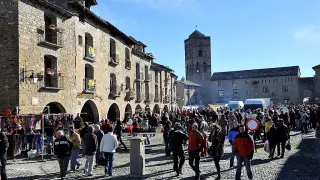 Feria de Aínsa.