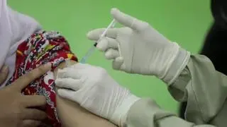 Indonesia comienza a vacunar a los jóvenes entre 12 y 17 años contra la covid