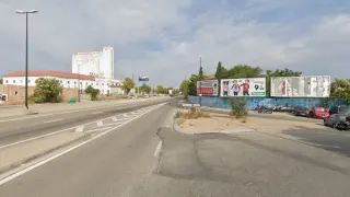 Dos heridas leves en la colisión de tres vehículos en la carretera de Castellón, en San José.