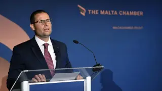 El primer ministro de Malta, Robert Abela, en una comparecencia.
