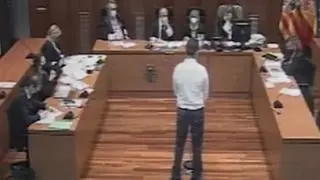 Juicio en Zaragoza: "Al intentar huir, tiró de mi cabeza y empezó a cortarme el cuello"