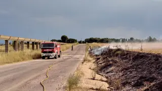 Incendio cercano de La Estanca de Alcañiz.