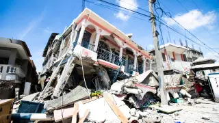 Major quake in Haiti  (39009877)
