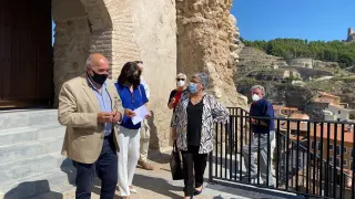 Calatayud homenajea a la familia García Abián por la cesión gratuita del castillo de la Torremocha
