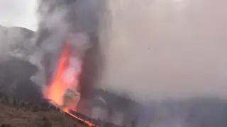 Comienza una erupción volcánica en la Cumbre Vieja de La Palma