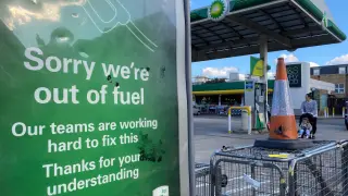 Una estación de BP en Londres, sin combustible.