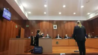 Gabriela C., durante el juicio celebrado contra ella en la Audiencia Provincial de Zaragoza.
