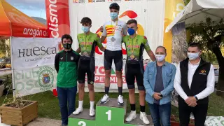 Podio del Campeonato de Aragón de ciclismo en ruta júnior masculino.