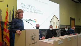 La ministra de Educación, Pilar Alegría, en la inauguración del nuevo centro del Grupo San Valero.
