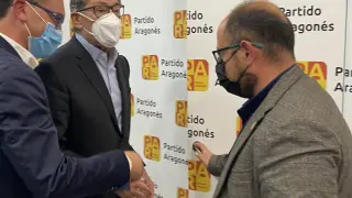 Arturo Aliaga, Roque Vicente y Alberto Izquierdo, este martes en la sede del PAR.