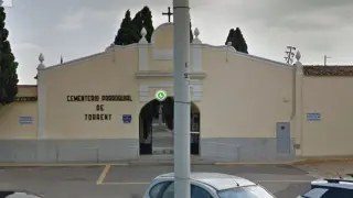 La entrada del cementerio de Torrent, capturada por Google Maps.