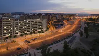 El Edificio Aljafería Suites se enmarca en una de las zonas mejor comunicadas de la capital aragonesa.
