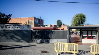 Puertas del colegio Montealto, donde ocurrió el accidente mortal