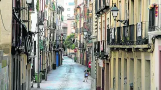 Aspecto de la calle de Agustina de Aragón, donde el Ayuntamiento prevé comprar tres parcelas