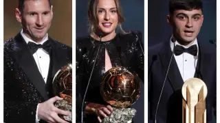 Messi, Putellas y Pedri posando con sus respectivos premios