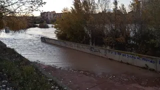 El caudal del río Ebro sigue subiendo