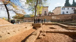 Descubrimiento de una estructura palatina en el jardín de la Alamedilla.