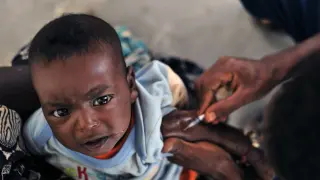 La OMS y otras organizaciones africanas acaban de solicitar a países donantes y a los fabricantes de vacunas que las donaciones se hagan de forma planificada, con margen de tiempo.