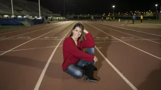 Isabel Macías, en su segundo hogar: las pistas de atletismo del Estadio Corona de Aragón en Zaragoza