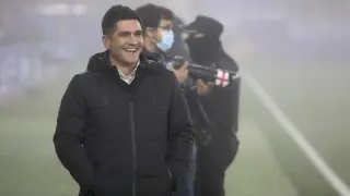 Xisco Muñoz, entrenador de la SD Huesca, durante el partido con el Alcorcón.