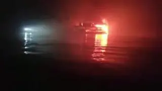 Mueren 38 personas en el incendio de un ferry en Bangladesh