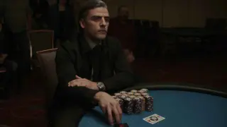Óscar Isaac en 'El jugador de cartas'.