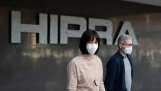 La ministra de Ciencia e Innovación, Diana Morant, en la imagen saliendo de las instalaciones de Hipra.