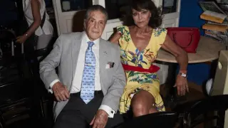 Jaime Ostos, junto a su mujer.