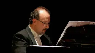 Eliberto Sánchez, al piano.
