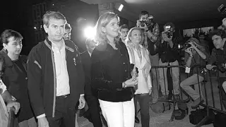 La infanta Cristina, en su visita a Zaragoza para asistir con Iñaki Urdangarin al concierto de Mikel Jackson, en 1997. En la imagen, con el presidente Santiago Lanzuela.