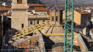 Sustitución de la cubierta de la iglesia de San Miguel, con la cúpula en el centro.