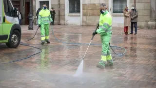 El Ayuntamiento de Zaragoza refuerza los servicios de limpieza