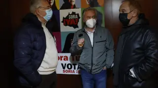 Espera de los resultados de las elecciones en Castilla y León.