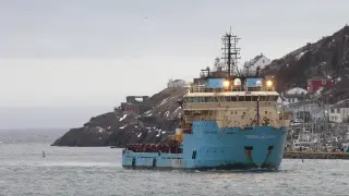 El buque canadiense Nexus llega al Puerto de San Juan de Terranova.