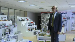 Albero Forcano, director general de Bergner Europe, en la sede de la empresa en Malpica.