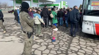 Los primeros españoles repatriados de Ucrania