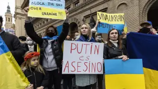 Manifestación contra la guerra entre Rusia y Ucrania en Zaragoza