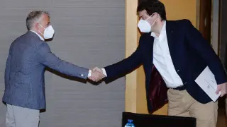 Mañueco se reúne con el candidato de Soria¡Ya!, dentro de las negociaciones abiertas para la formación de un Gobierno