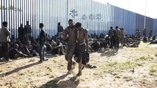 Algunos de los dos mil inmigrantes que han intentado entrar en Melilla.