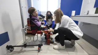 En imágenes | Presentación del exoesqueleto pediátrico de Atades