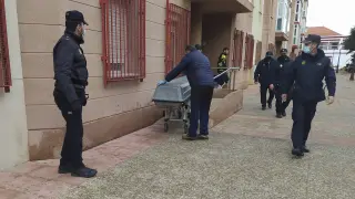 Asesinada una mujer en Ceuta por su marido, un policía local ya detenido