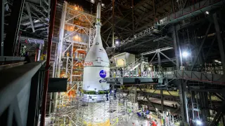 La nave espacial Orion diseñada para la misión Artemis I.