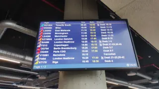 El vuelo de la compañía Vueling que lleva a los 180 pasajeros es el único que se ha cancelado respecto a las demás compañías.