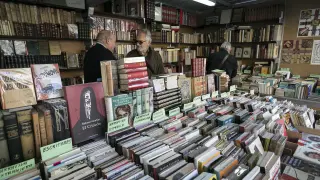 Se retrasa la Feria del Libro Viejo y Antiguo.