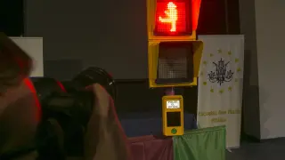 El semáforo en el que Chiquito grita "¡Quiétorrr!" cuando no se puede cruzar