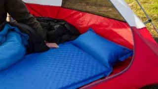 Escoge el mejor colchón hinchable para las visitas o tus acampadas.