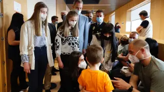 La familia real en el centro de acogida de refugiados ucranianos en Pozuelo de Alarcón