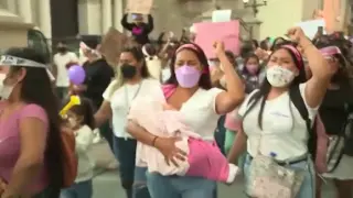 Una violación incendia las calles de Perú