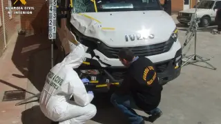 La Guardia Civil localizó la furgoneta causante del atropello mortal en un taller.