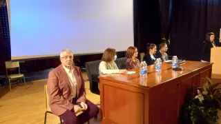 Apertura del Congreso de Directores de Institutos de Aragón, en el IES Vega del Turia de Teruel.